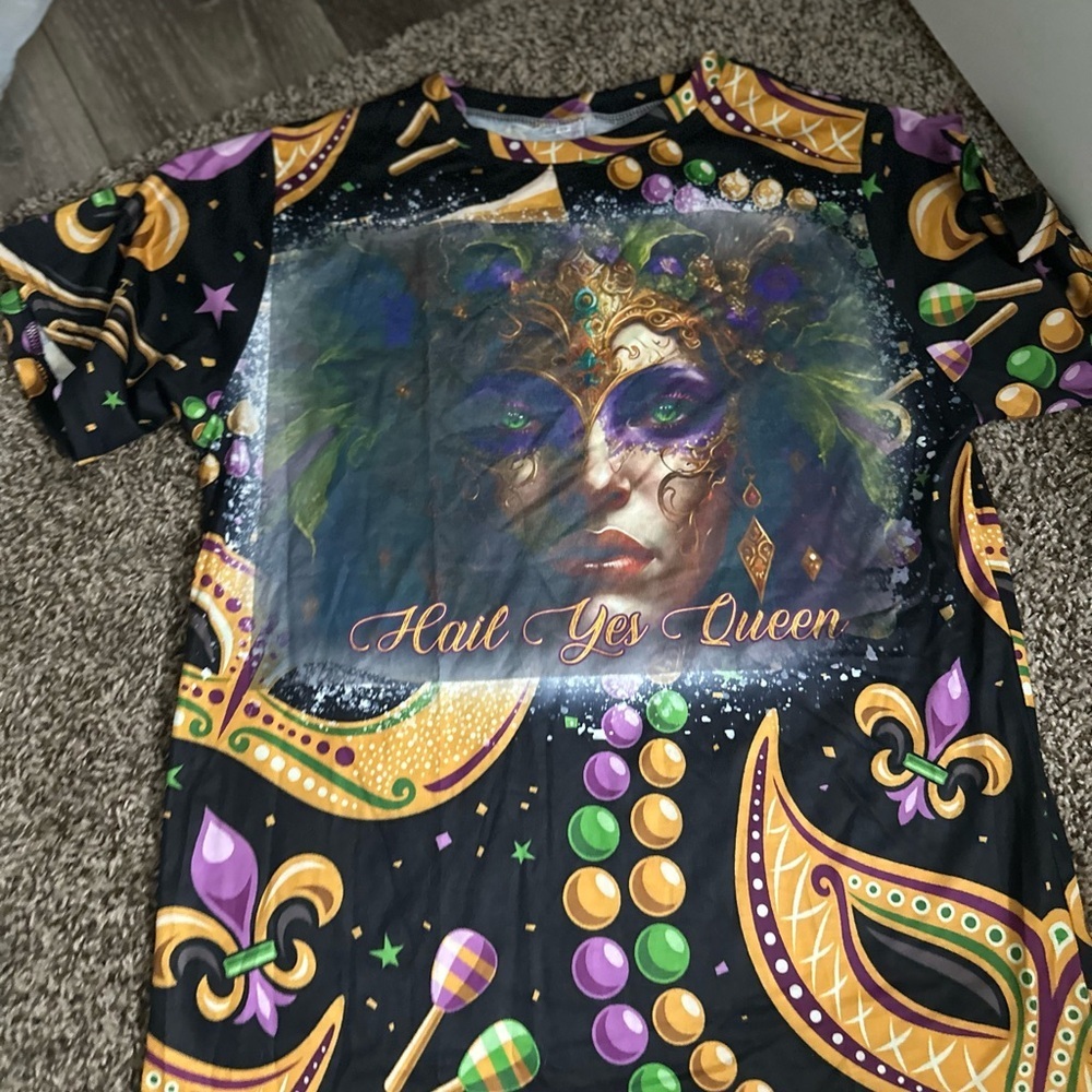 Colorful Mardi Gras Graphic T-Shirt